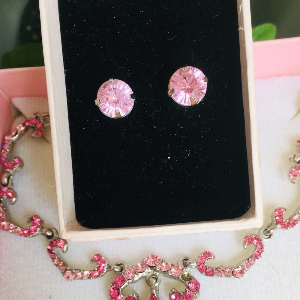 💎FREE w/ purchase! F21 Pink Stone Studs